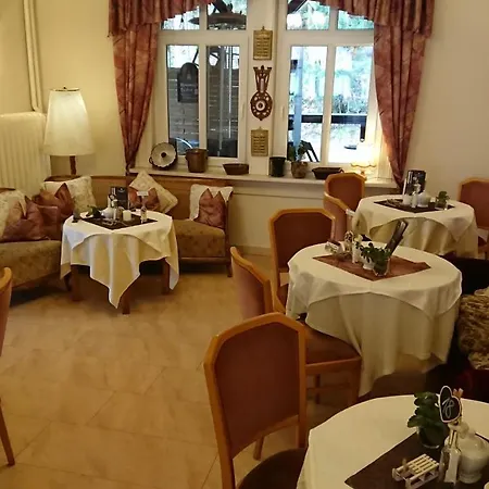 Waldschloesschen Hotel